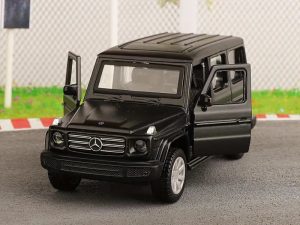Mercedes-G63 -Class Replica - Openable Doors, Realistic Alloy Construction, Pull-Back Action, Non-Marking Wheels - Luxury SUV Car Model
