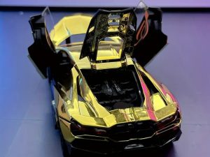1:24 Scale Alloy Sports Car Model - Luxury Collector's Display with Glossy Golden Finish, Aerodynamic Design, Open Hood - for Home/Office Decor