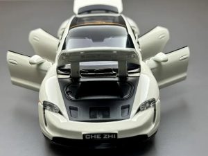 1:32 Scale Metal Car Model - White porsche Luxury Sports Car with Black Accents, Realistic Detailing